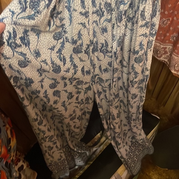 Cute blue and white romper - Picture 3 of 3